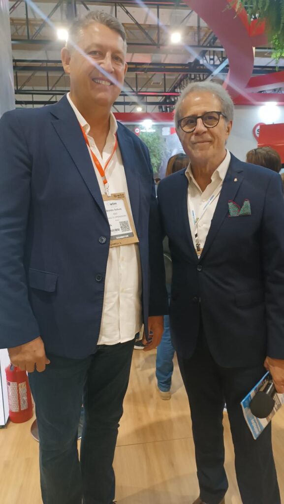 Aroldo Schultz, Diretor da Schultz Operadora e da Wiki Travel, e Otavio Neto