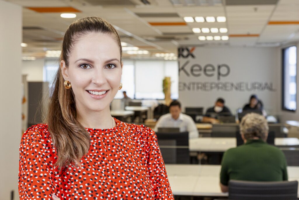 Mayra Nardy, diretora de portfólio da RX (Reed Exhibitions) 